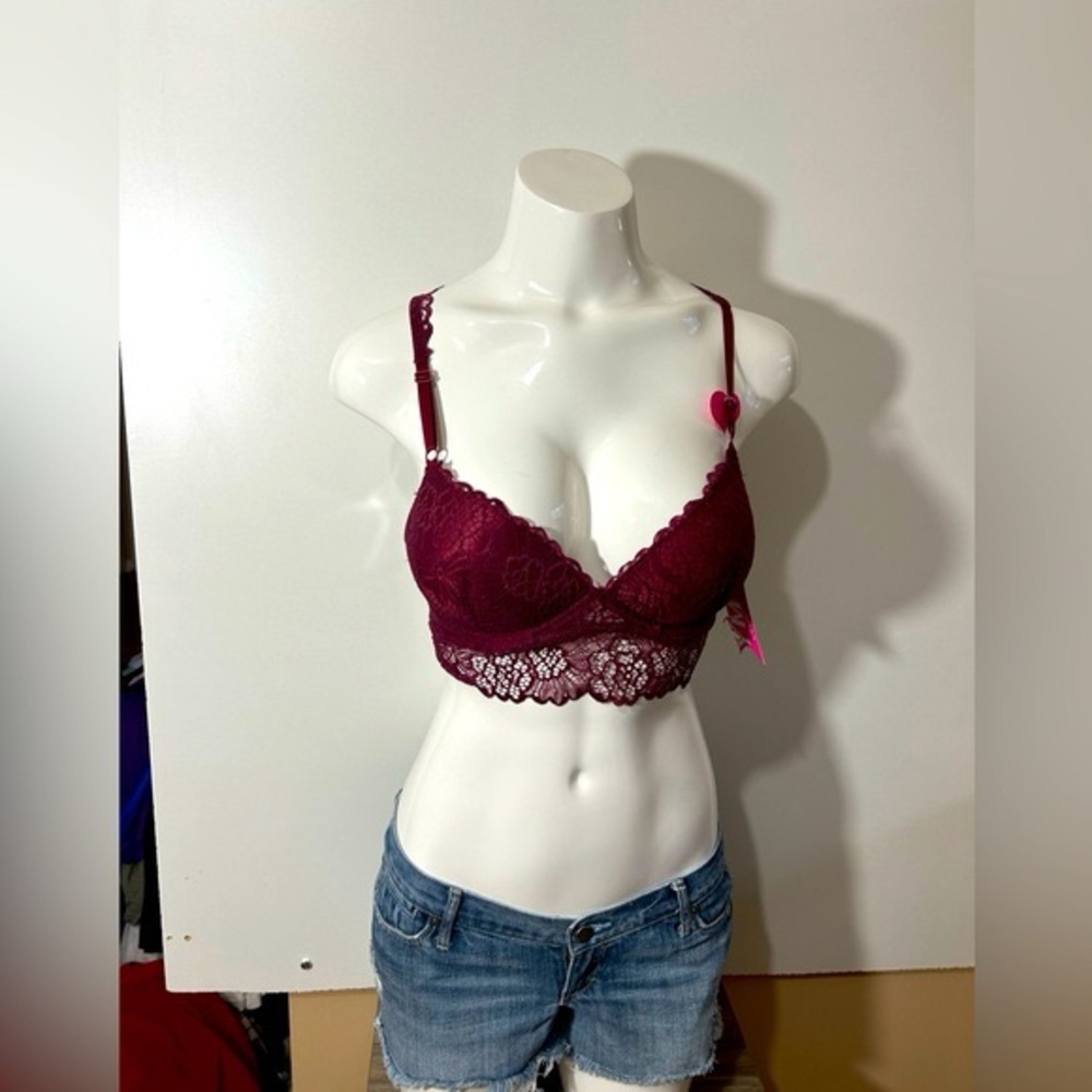 NWT YMI INTIMÂTES IN BURGUNDY COLOUR LACED BRAS SIZE 34C